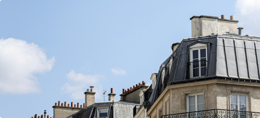 image des toits d'immeuble Haussmanniens